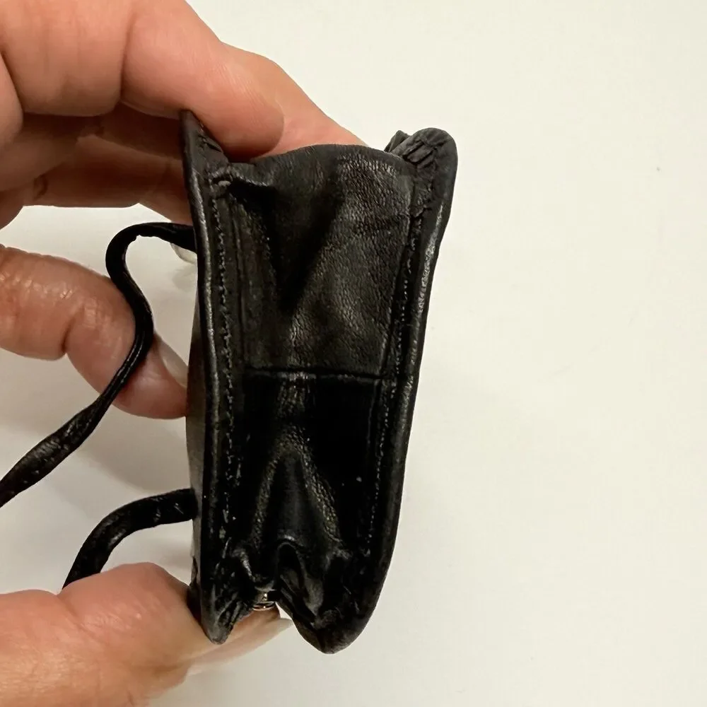 Vintage Wilson’s Black Leather Mini Coin Purse With Kisslock Closure & Keychain